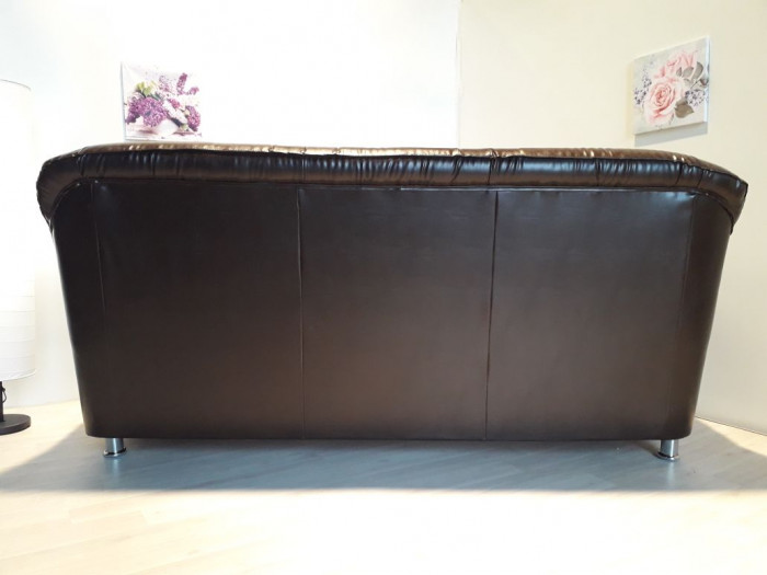 Диван Карелия кожаный 3-х местный, коричневый