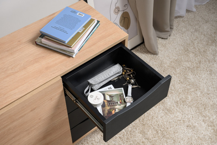 Брюс Комод-тумба 16.233, цвет чёрный/дуб Сантьяго, ШхГхВ 113,4х38,3х85,6 см., универсальная сборка, две дверки и четыре выдвижных ящика