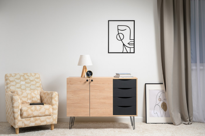 Брюс Комод-тумба 16.233, цвет чёрный/дуб Сантьяго, ШхГхВ 113,4х38,3х85,6 см., универсальная сборка, две дверки и четыре выдвижных ящика