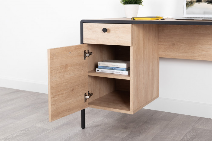 Брюс Стол письменный 12.157 + Стол письменный 12.157, цвет чёрный/дуб Сантьяго/столешница МДФ ель карпатская, ШхГхВ 260х62,6х75 см., ун. сб.