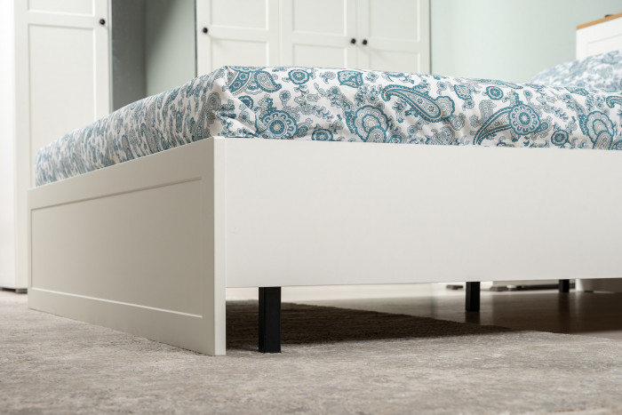 Остин 11.53 Кровать + ортопед + 13.227 Шкаф-пенал + 16.240 Комод, белый шагрень/дуб крафт золотой