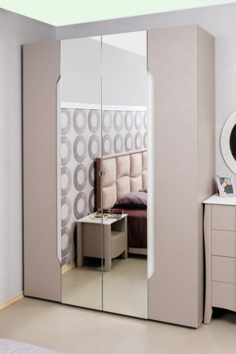 Шкаф для одежды и белья Бровние 777