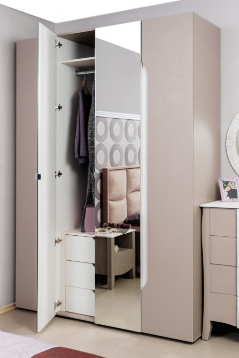 Шкаф для одежды и белья Бровние 777